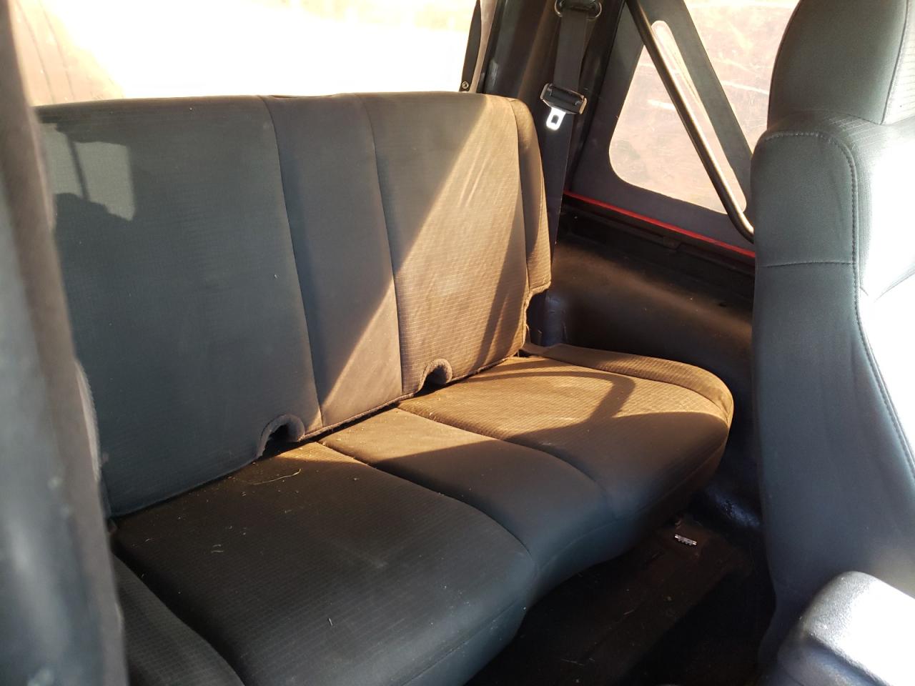 Photo 6 from auction – 2006 JEEP WRANGLER X with VIN 1J4FA39S36P734218