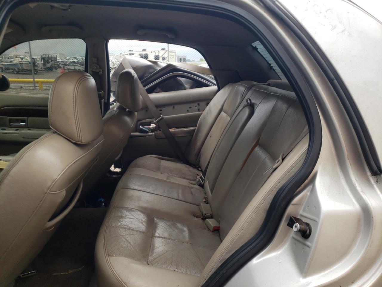 Photo 6 from auction – 2006 MERCURY GRAND MARQ with VIN 2MEFM74V66X649873