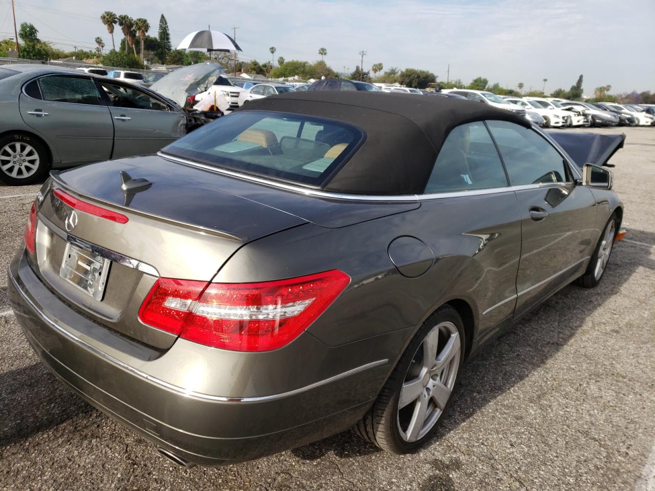 Photo 4 from auction – 2013 MERCEDES-BENZ E 350 with VIN WDDKK5KF9DF216908