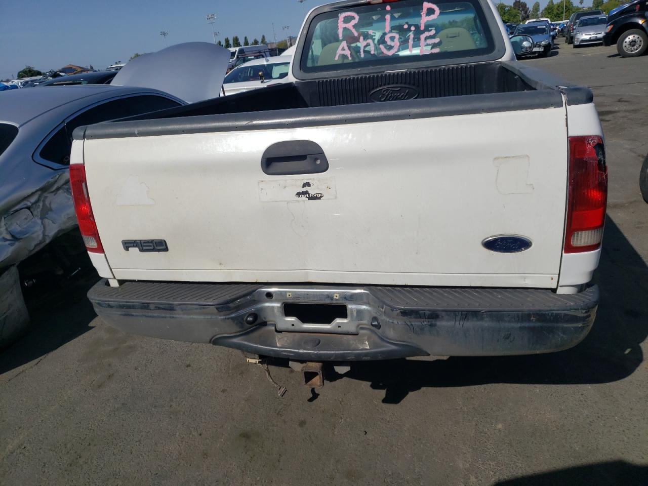 Photo 6 from auction – 2002 FORD F150 with VIN 1FTRF18L22NB99746