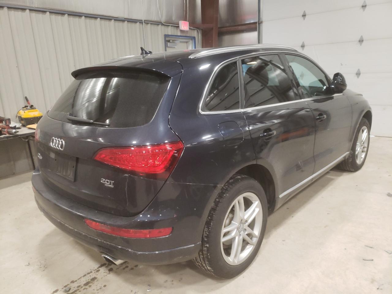 Photo 4 from auction – 2014 AUDI Q5 PREMIUM with VIN WA1LFAFP3EA114768