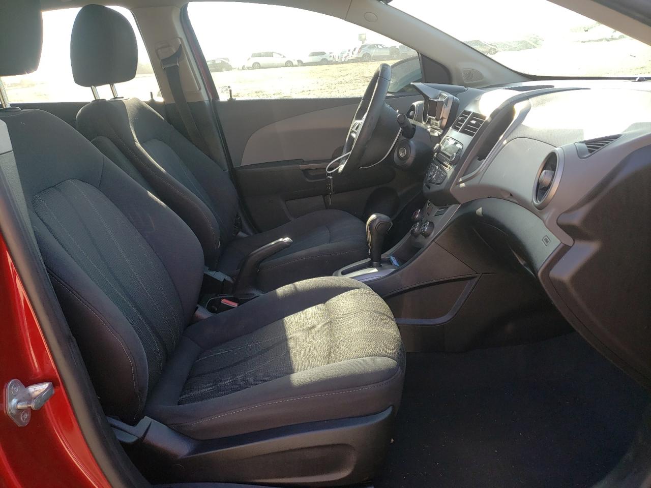 Photo 5 from auction – 2013 CHEVROLET SONIC LT with VIN 1G1JC5SH8D4117781