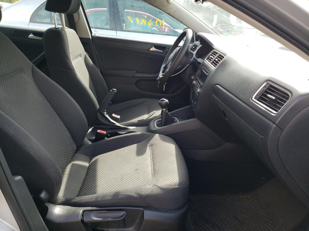 Photo 5 from auction – 2012 VOLKSWAGEN JETTA BASE with VIN 3VW1K7AJ6CM307010