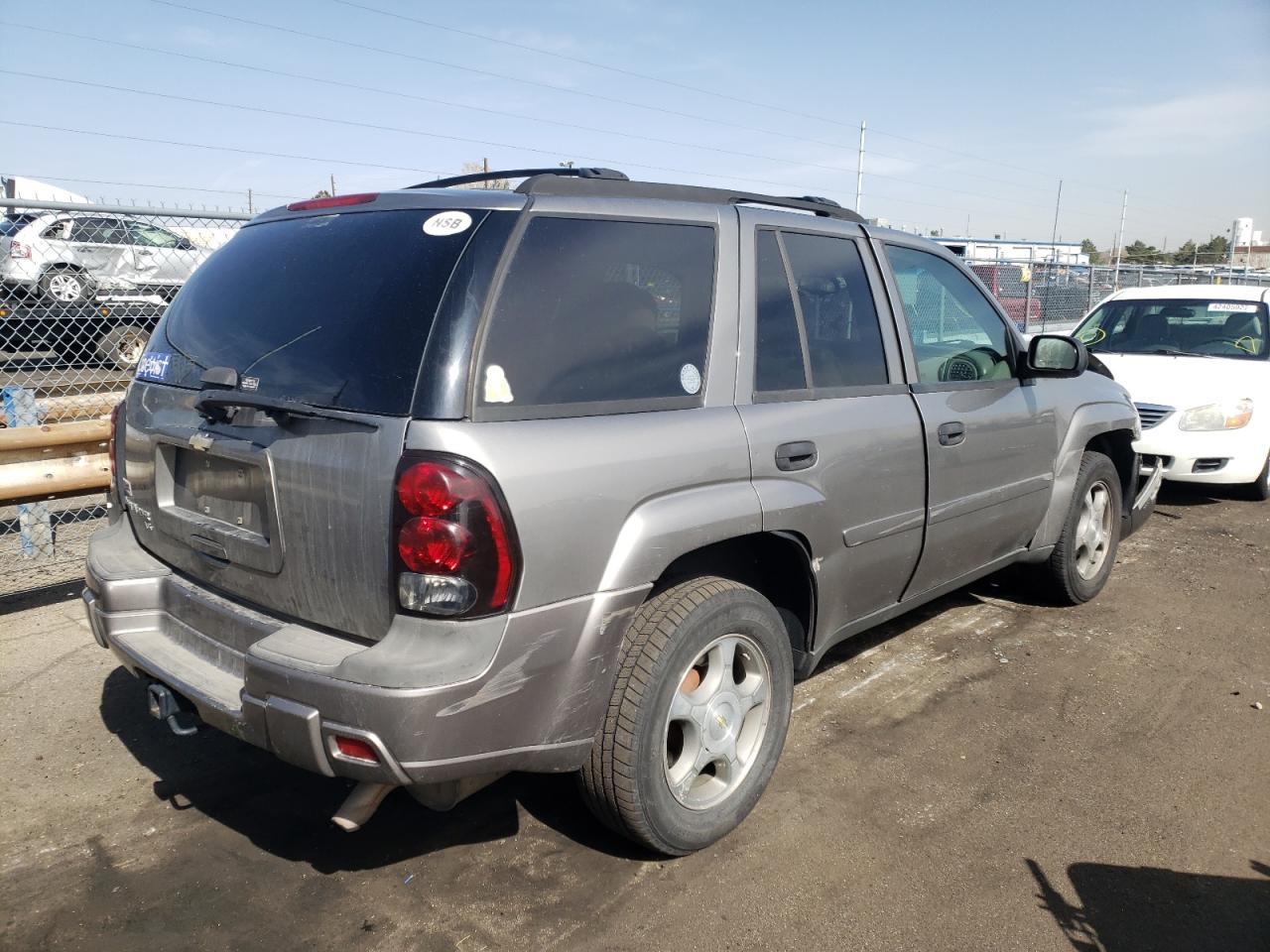 Photo 4 from auction – 2007 CHEVROLET TRAILB LS/ with VIN 1GNDT13SX72108546