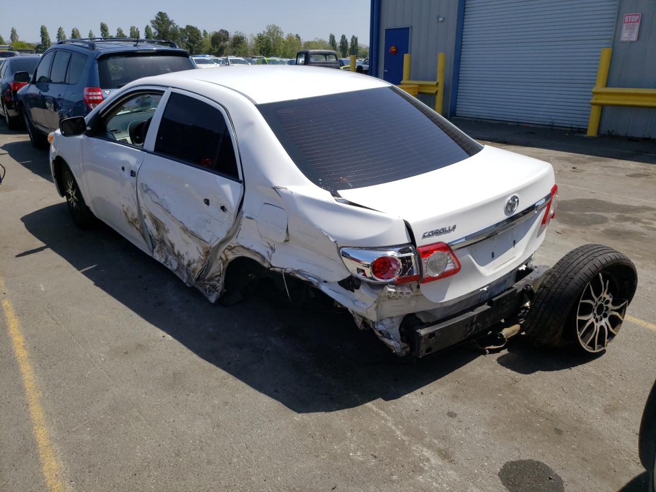 Photo 3 from auction – 2013 TOYOTA COROLLA BA with VIN 2T1BU4EE3DC964144