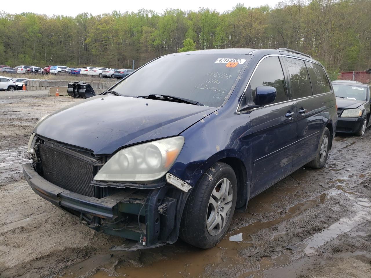 Photo 2 from auction – 2005 HONDA ODYSSEY TO with VIN 5FNRL38805B012992