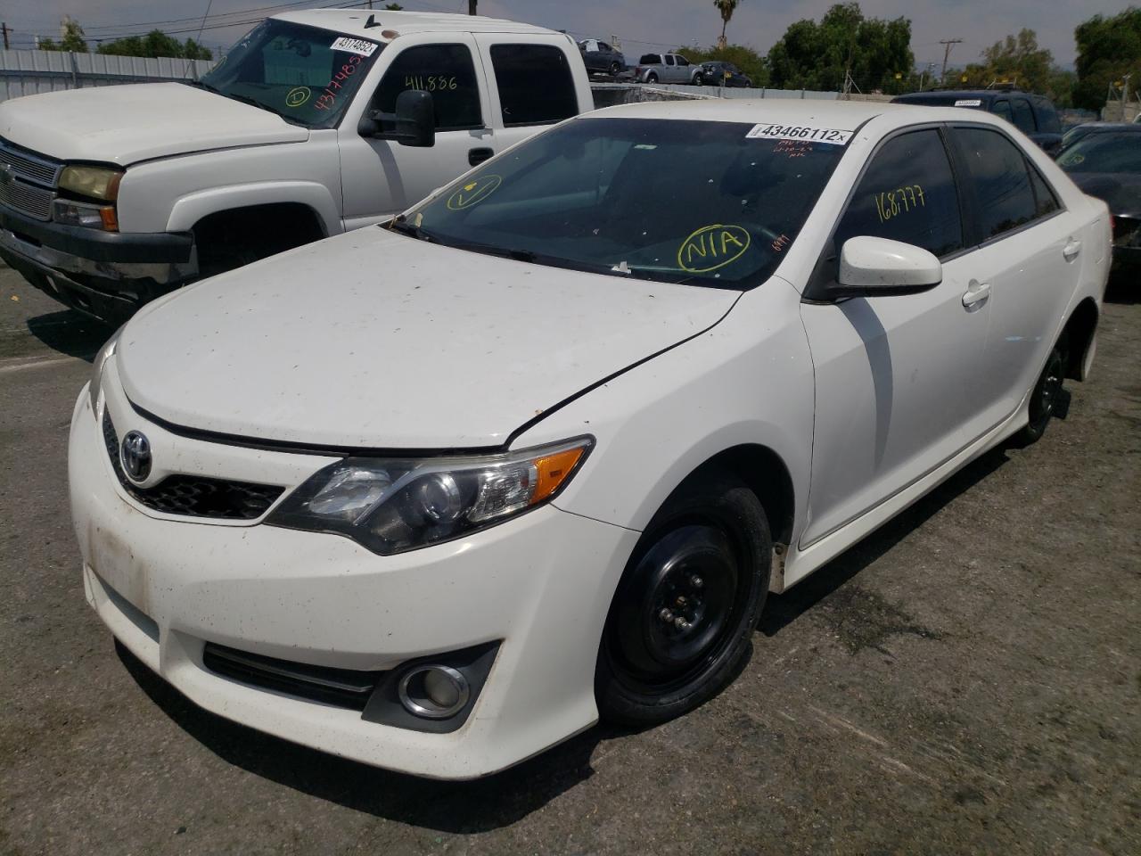 Photo 2 from auction – 2014 TOYOTA CAMRY L with VIN 4T1BF1FK0EU456999