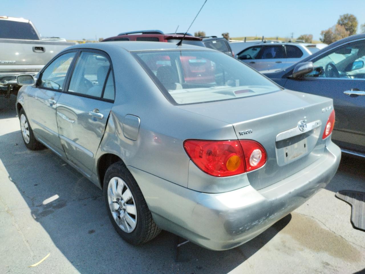 Photo 3 from auction – 2003 TOYOTA COROLLA CE with VIN 1NXBR38EX3Z054463
