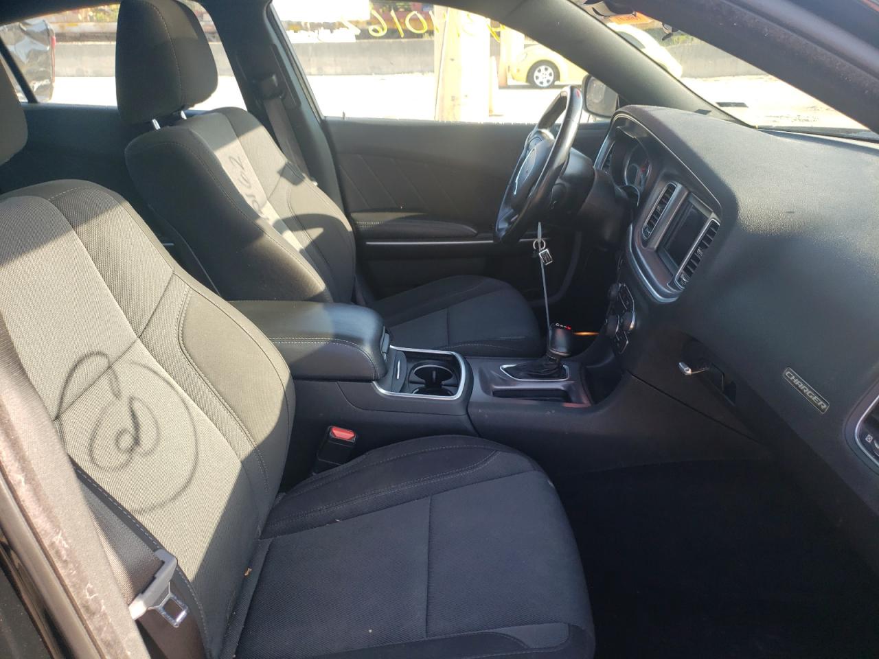 Photo 18 from auction – 2019 DODGE CHARGER SX with VIN 2C3CDXBG5KH720935