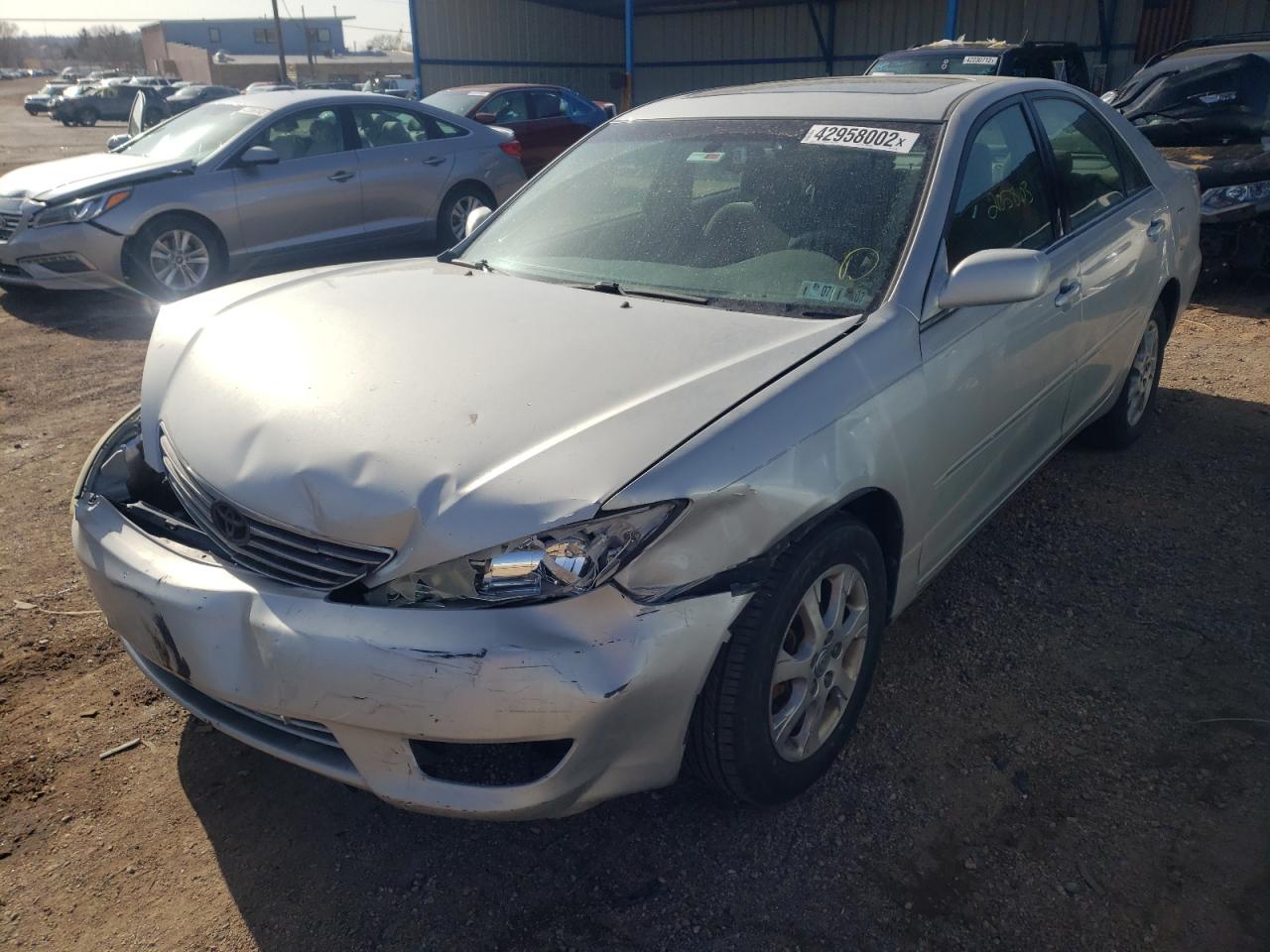 Photo 2 from auction – 2005 TOYOTA CAMRY LE with VIN 4T1BE30K55U041930