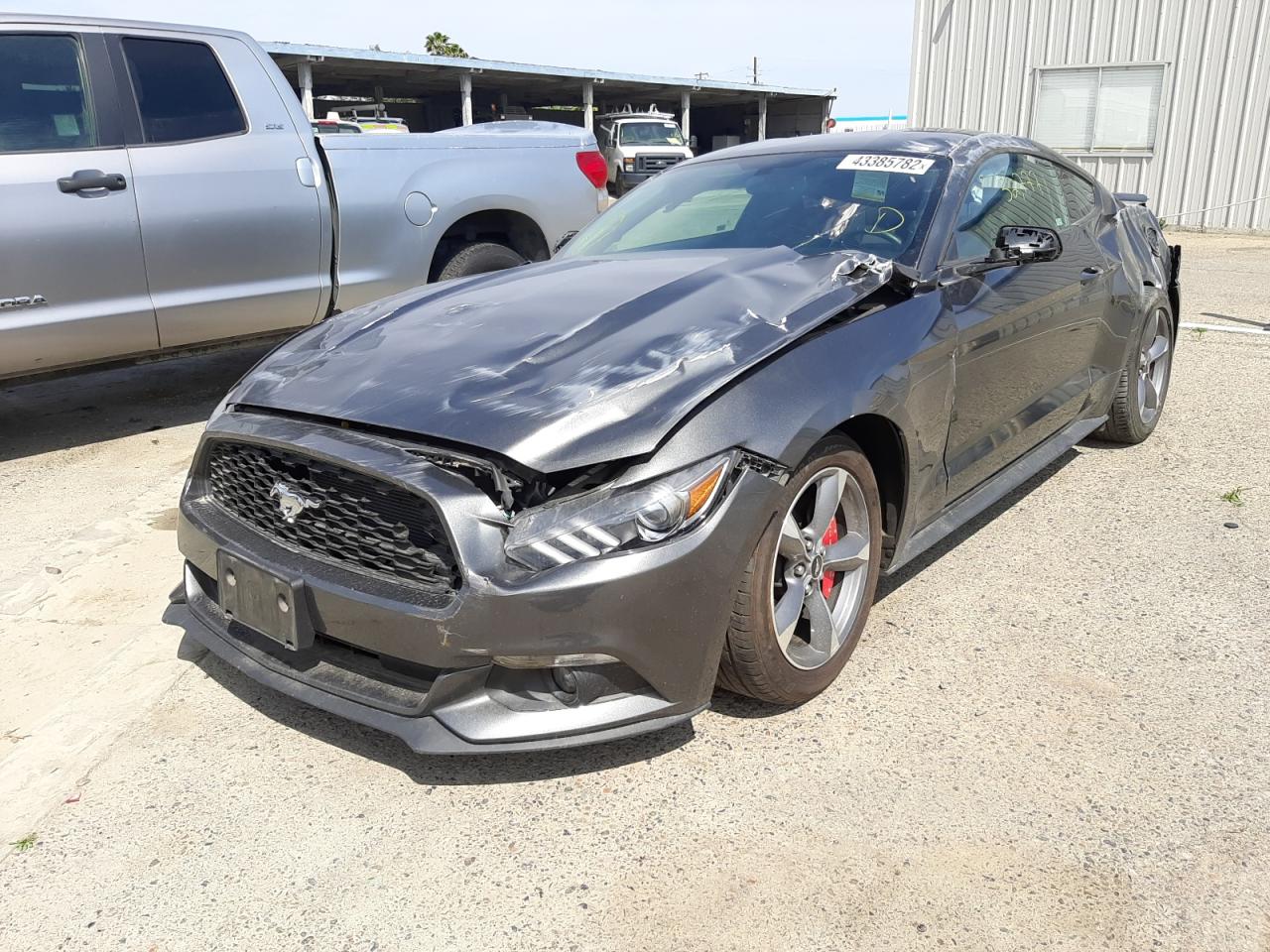 Photo 2 from auction – 2016 FORD MUSTANG with VIN 1FA6P8AM7G5323129