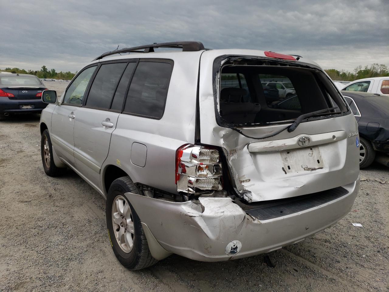 Photo 3 from auction – 2001 TOYOTA HIGHLANDER with VIN JTEHF21A310033477