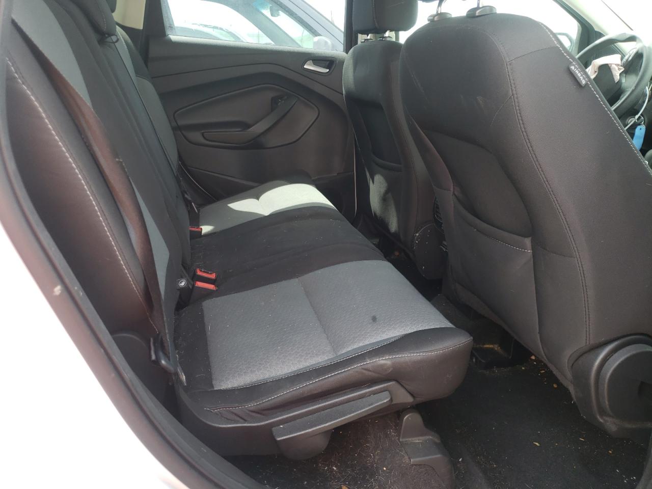 Photo 6 from auction – 2017 FORD ESCAPE SE with VIN 1FMCU9GD5HUE39323