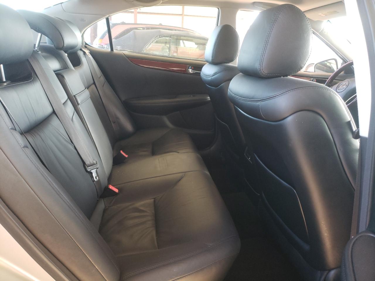 Photo 6 from auction – 2004 LEXUS ES 330 with VIN JTHBA30G645049957