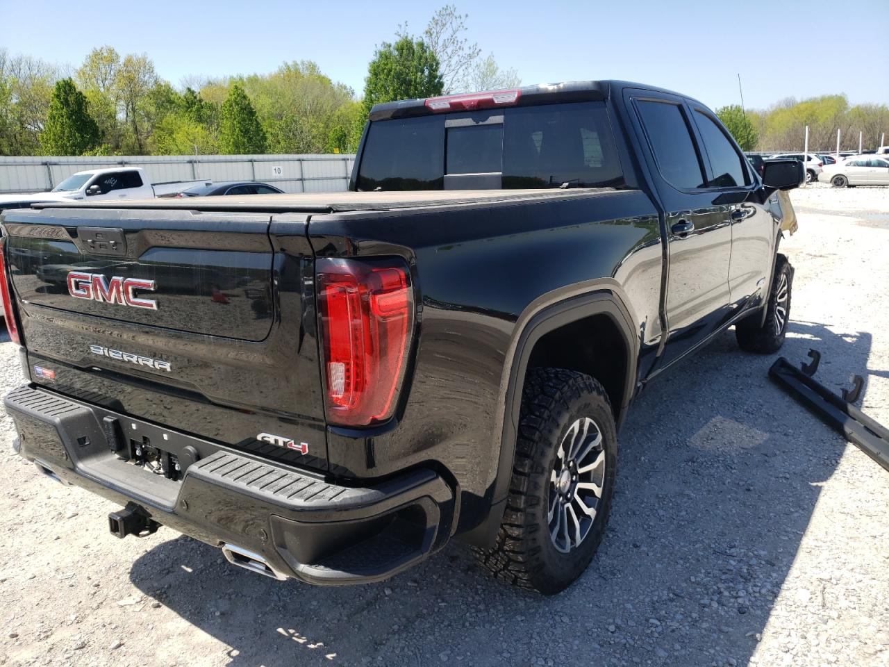 Photo 4 from auction – 2022 GMC SIERRA with VIN 3GTP9EEL8NG130793