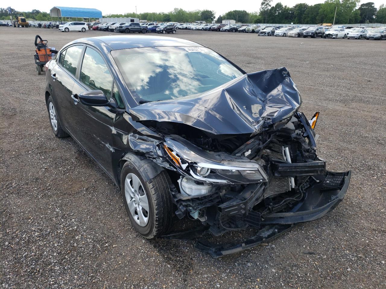 KIA FORTE LX 2018 with VIN 3KPFK4A78JE284851 - Photo from auction