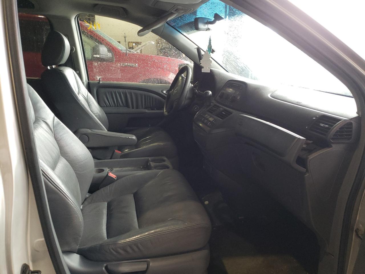 Photo 5 from auction – 2005 HONDA ODYSSEY EX with VIN 5FNRL38615B416138