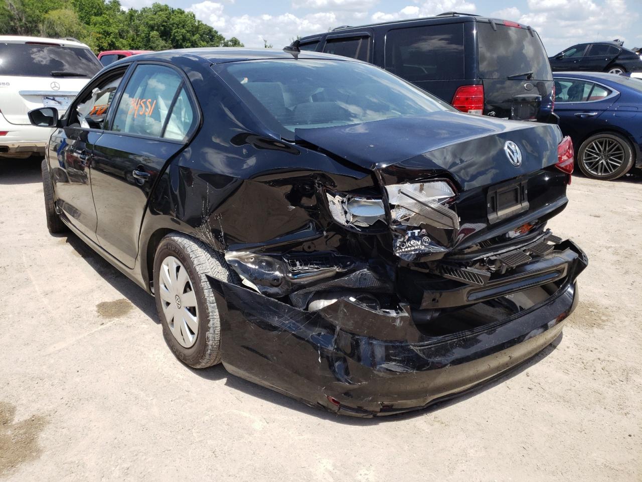 Photo 13 from auction – 2015 VOLKSWAGEN JETTA BASE with VIN 3VW2K7AJ5FM357731