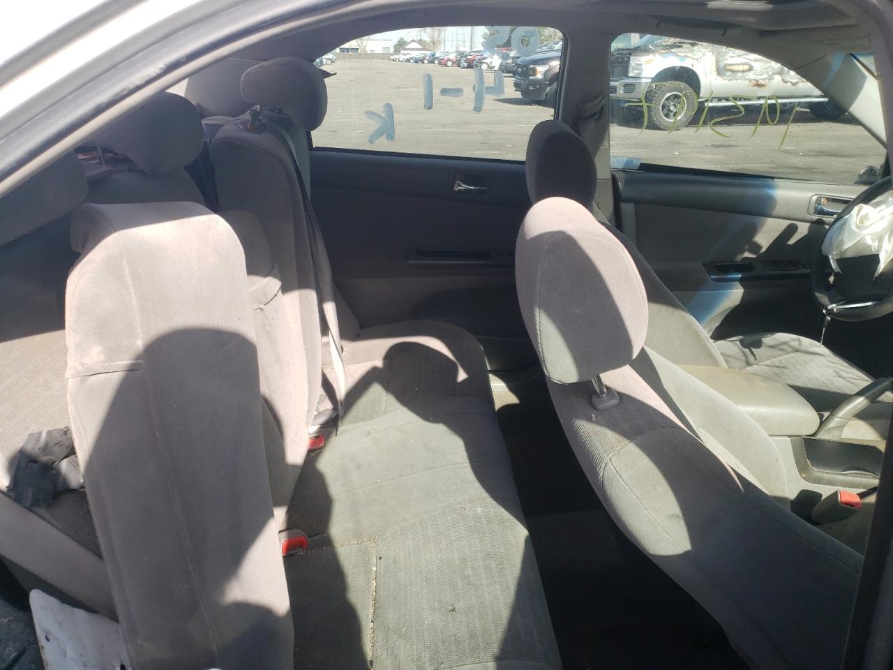 Photo 6 from auction – 2005 TOYOTA CAMRY LE with VIN 4T1BF32K95U094303