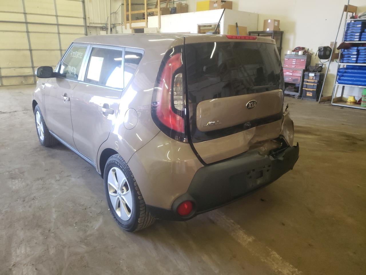 Photo 3 from auction – 2016 KIA SOUL with VIN KNDJN2A24G7297096