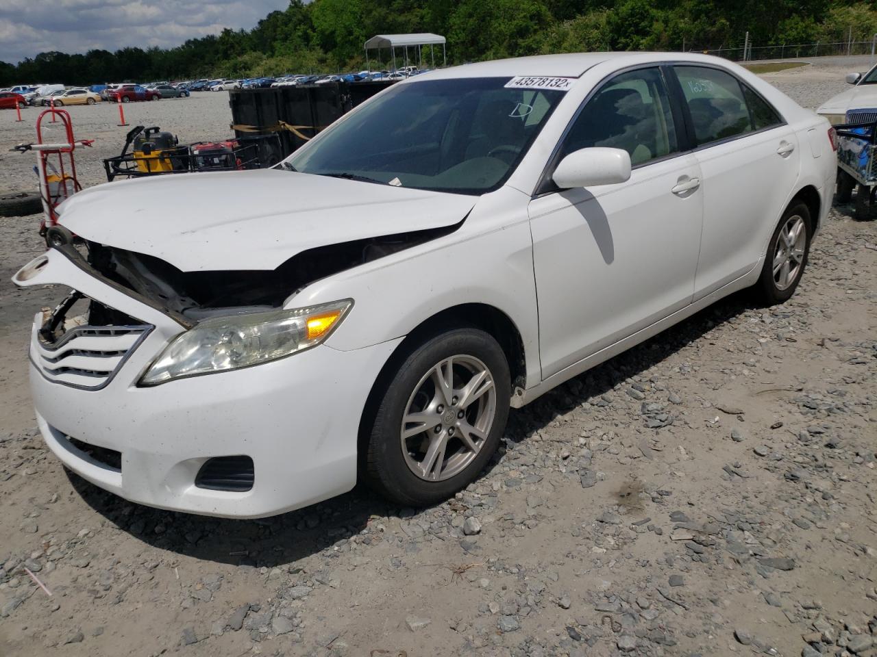 Photo 2 from auction – 2011 TOYOTA CAMRY BASE with VIN 4T1BF3EK0BU678287