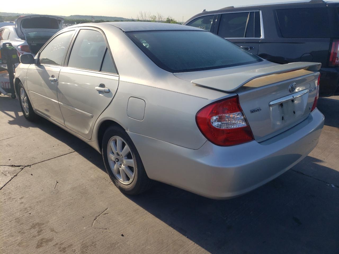 Photo 3 from auction – 2003 TOYOTA CAMRY LE with VIN 4T1BF32K53U050635
