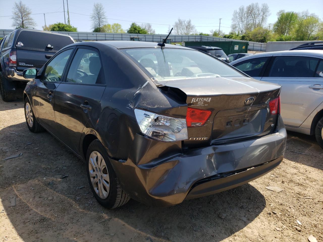Photo 3 from auction – 2011 KIA FORTE EX with VIN KNAFU4A29B5902803