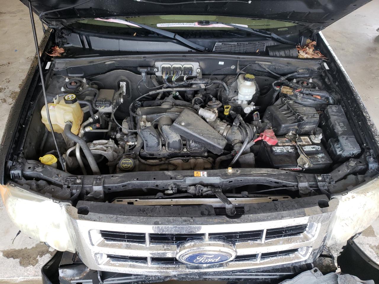 Photo 7 from auction – 2008 FORD ESCAPE LIM with VIN 1FMCU94148KD75085