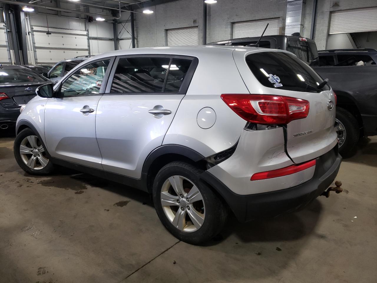Photo 3 from auction – 2012 KIA SPORTAGE L with VIN KNDPBCA23C7296847