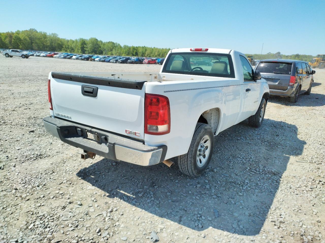 Photo 4 from auction – 2008 GMC SIERRA C15 with VIN 1GTEC14JX8E157121