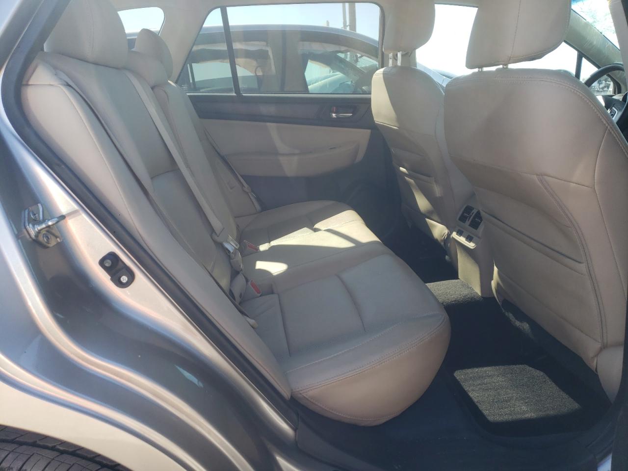 Photo 6 from auction – 2015 SUBARU OUTBACK 3. with VIN 4S4BSENC7F3252950