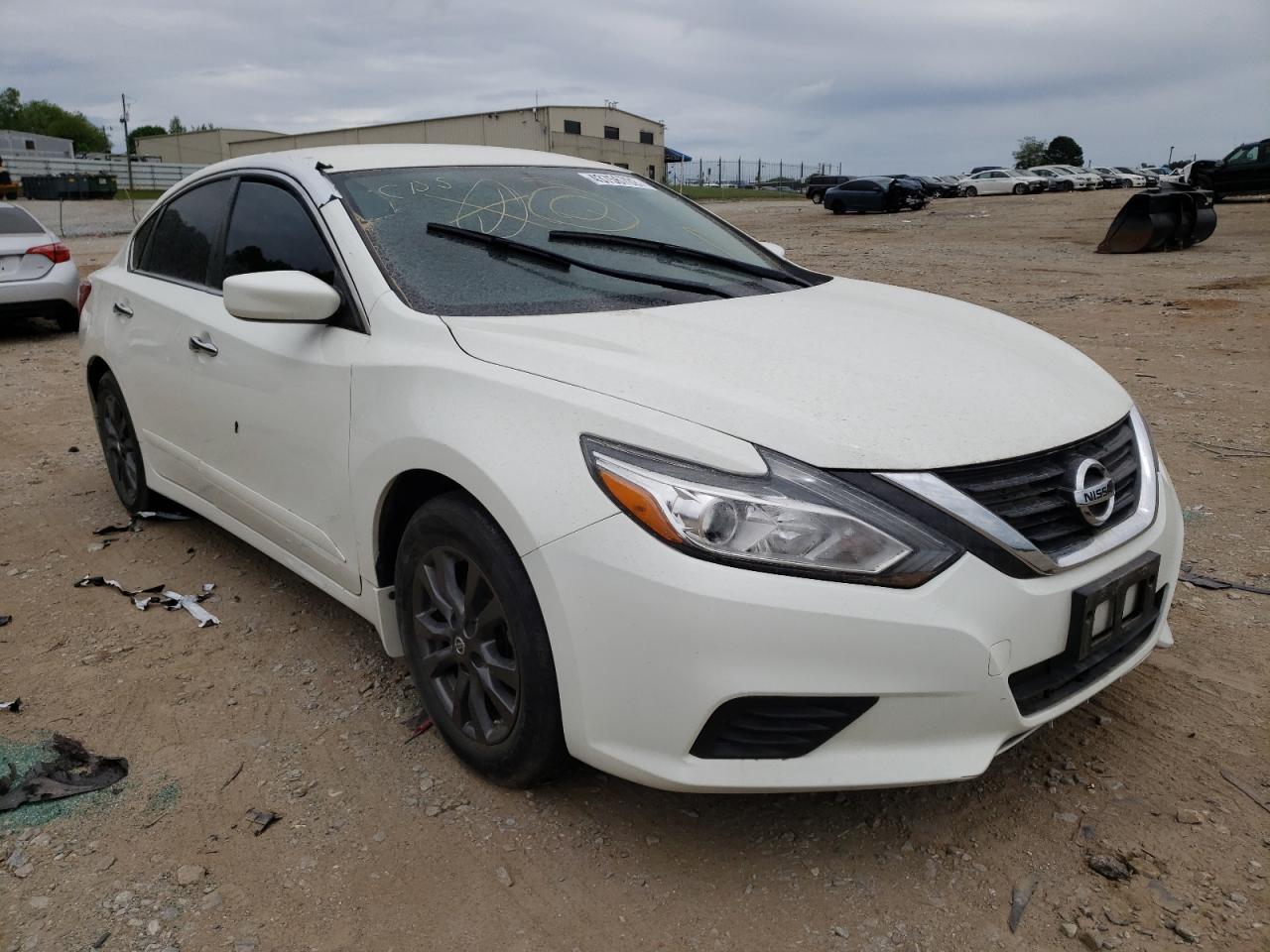 NISSAN ALTIMA 2.5 2018 with VIN 1N4AL3AP3JC222336 - Photo from auction