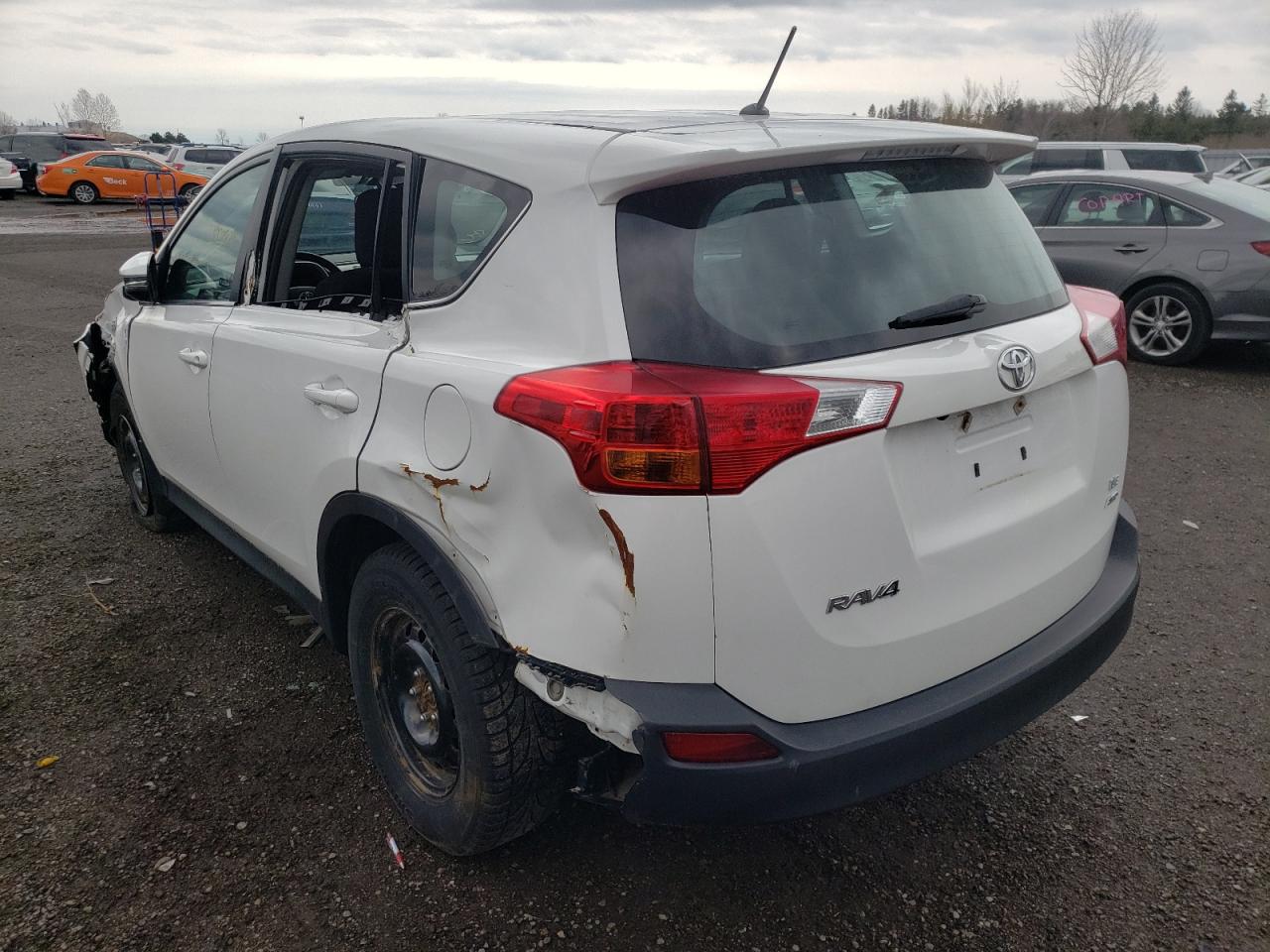 Photo 3 from auction – 2015 TOYOTA RAV4 LE with VIN 2T3BFREV9FW369993