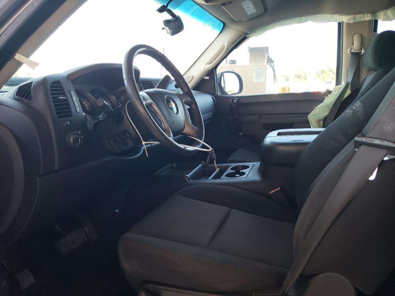 Photo 5 from auction – 2011 CHEVROLET SILVERADO with VIN 3GCPCSE05BG194050