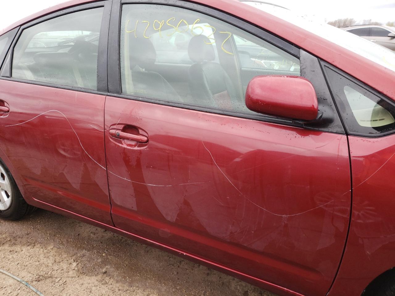 Photo 9 from auction – 2005 TOYOTA PRIUS with VIN JTDKB20U353059583