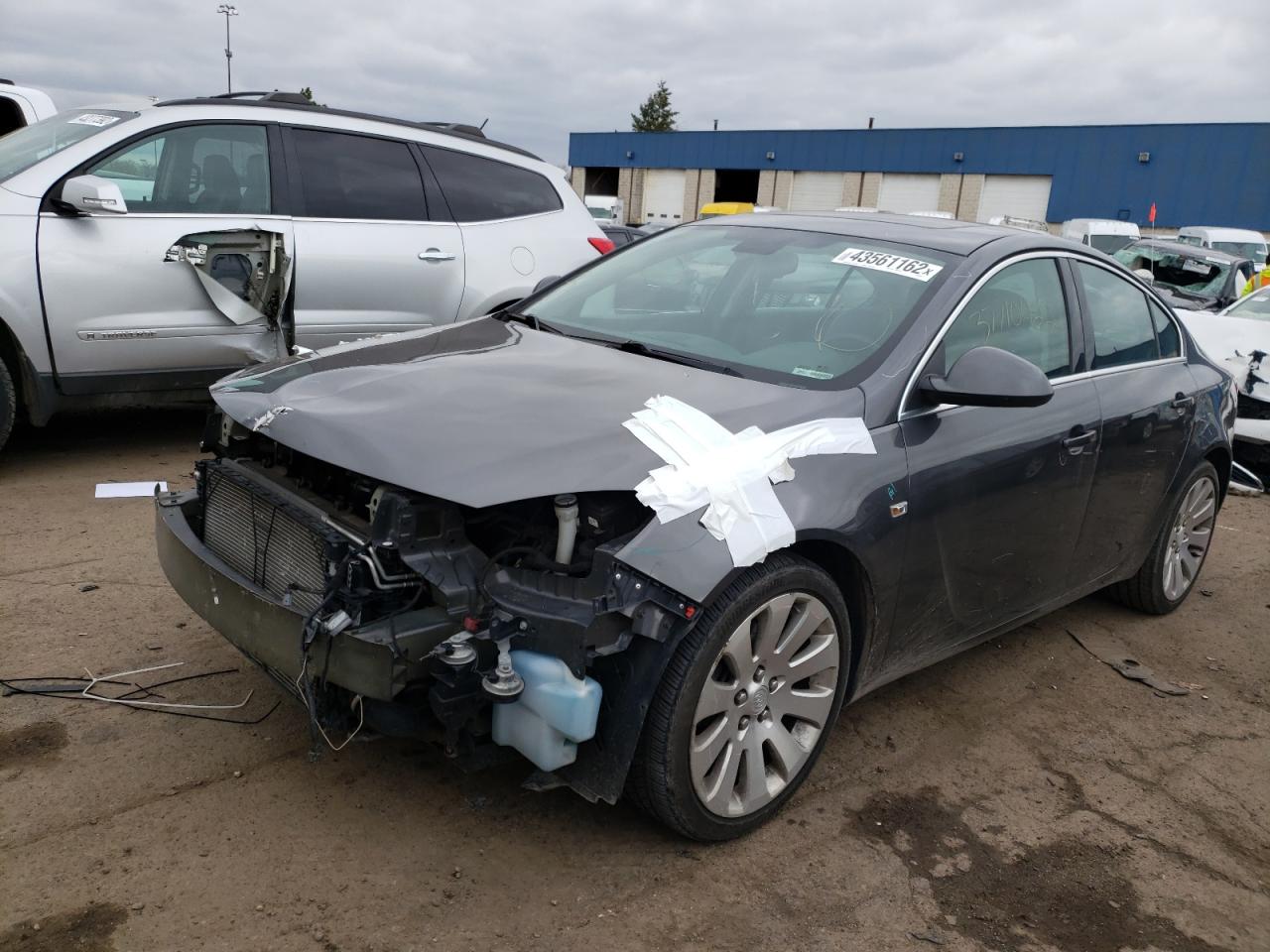 Photo 2 from auction – 2011 BUICK REGAL CXL with VIN W04G15GV1B1058121