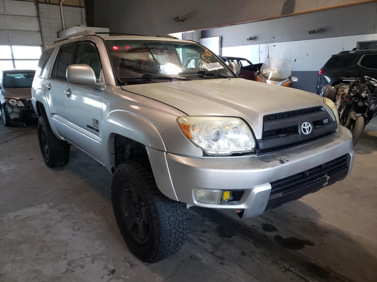 TOYOTA 4RUNNER LI 2003 with VIN JTEBT17R638006459 - Photo from auction