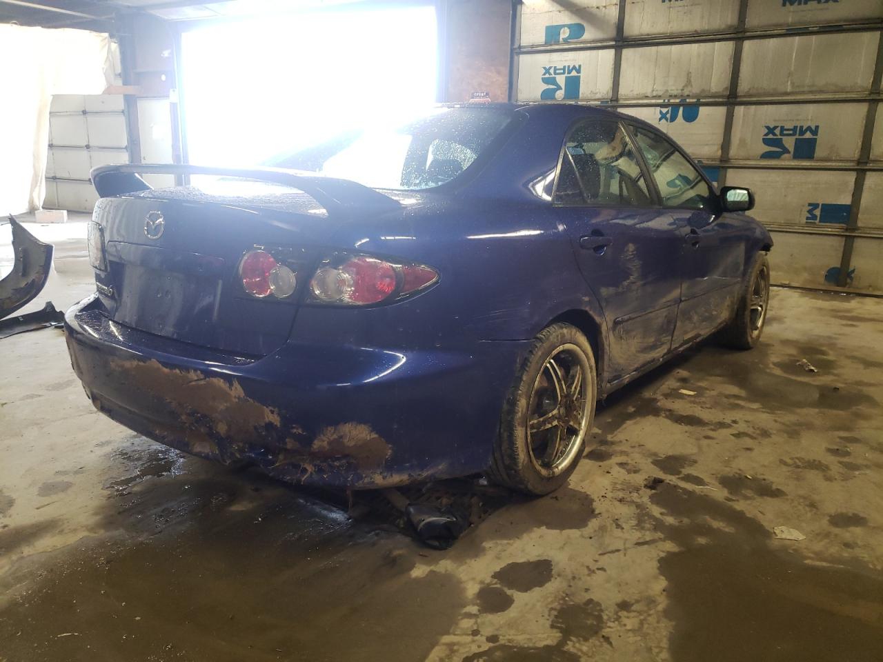 Photo 4 from auction – 2004 MAZDA 6 S with VIN 1YVFP80D845N15712