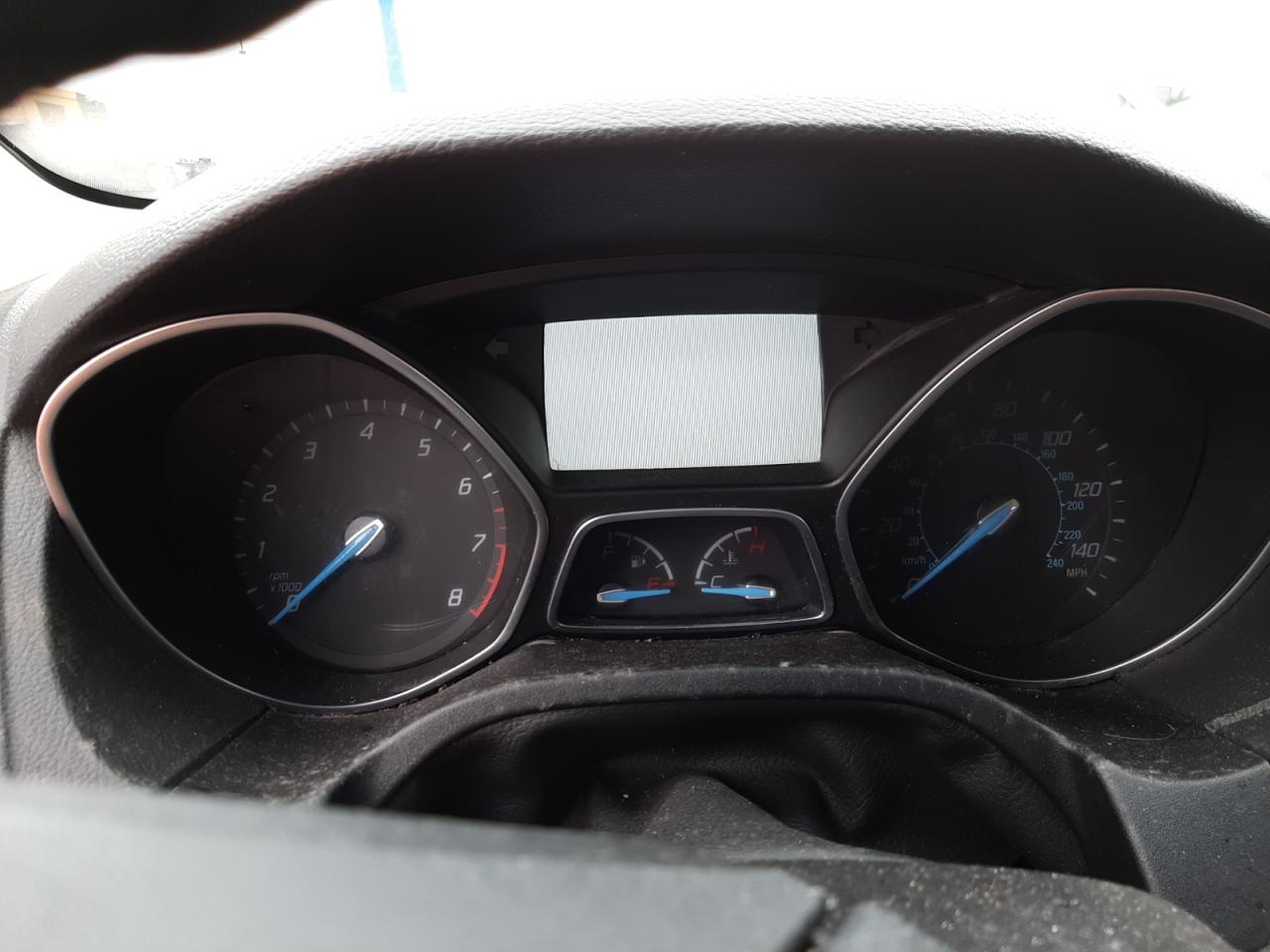 Photo 8 from auction – 2014 FORD FOCUS SE with VIN 1FADP3F2XEL429228