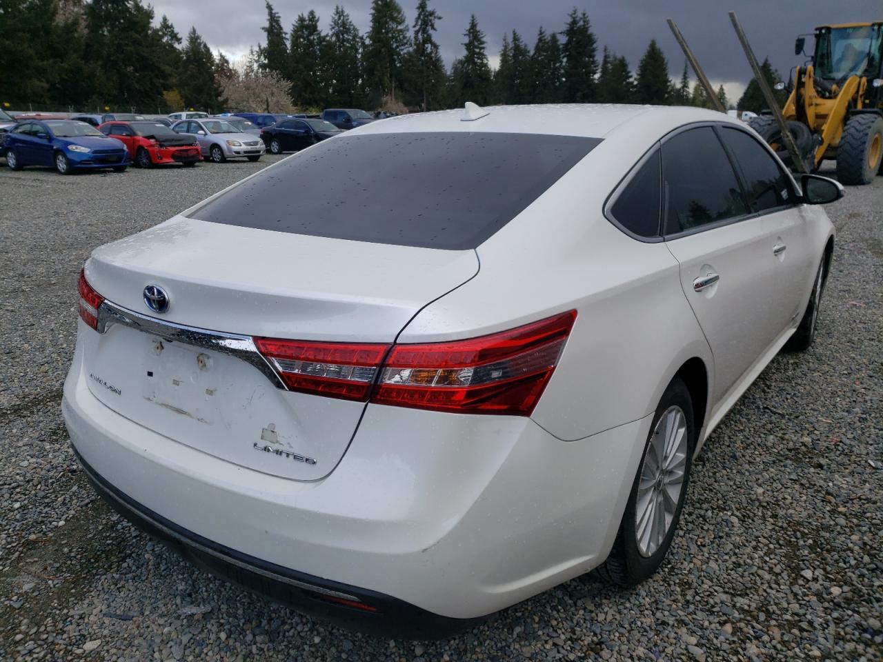 Photo 4 from auction – 2015 TOYOTA AVALON HYB with VIN 4T1BD1EB1FU044809