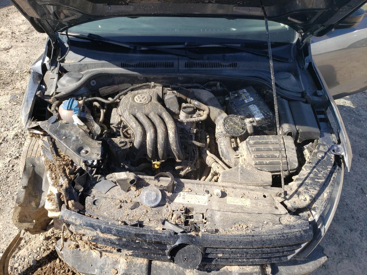 Photo 7 from auction – 2014 VOLKSWAGEN JETTA BASE with VIN 3VW2K7AJ6EM331881