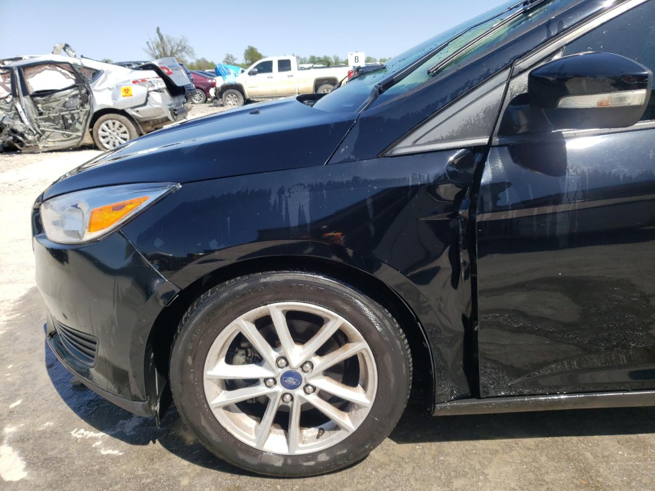Photo 9 from auction – 2016 FORD FOCUS SE with VIN 1FADP3F22GL264603