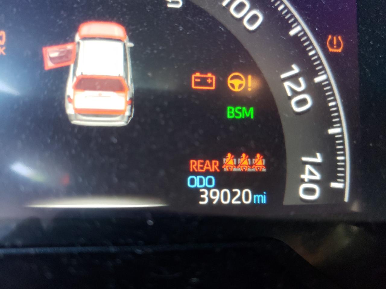 Photo 8 from auction – 2020 TOYOTA RAV4 XSE with VIN JTMEWRFV8LD532914