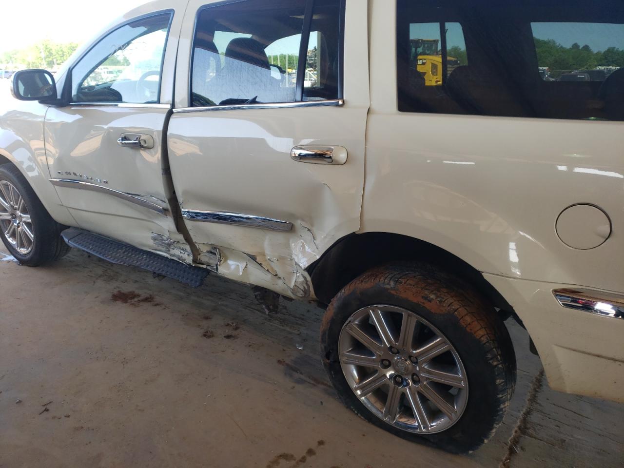 Photo 9 from auction – 2008 CHRYSLER ASPEN with VIN 1A8HX58248F122038