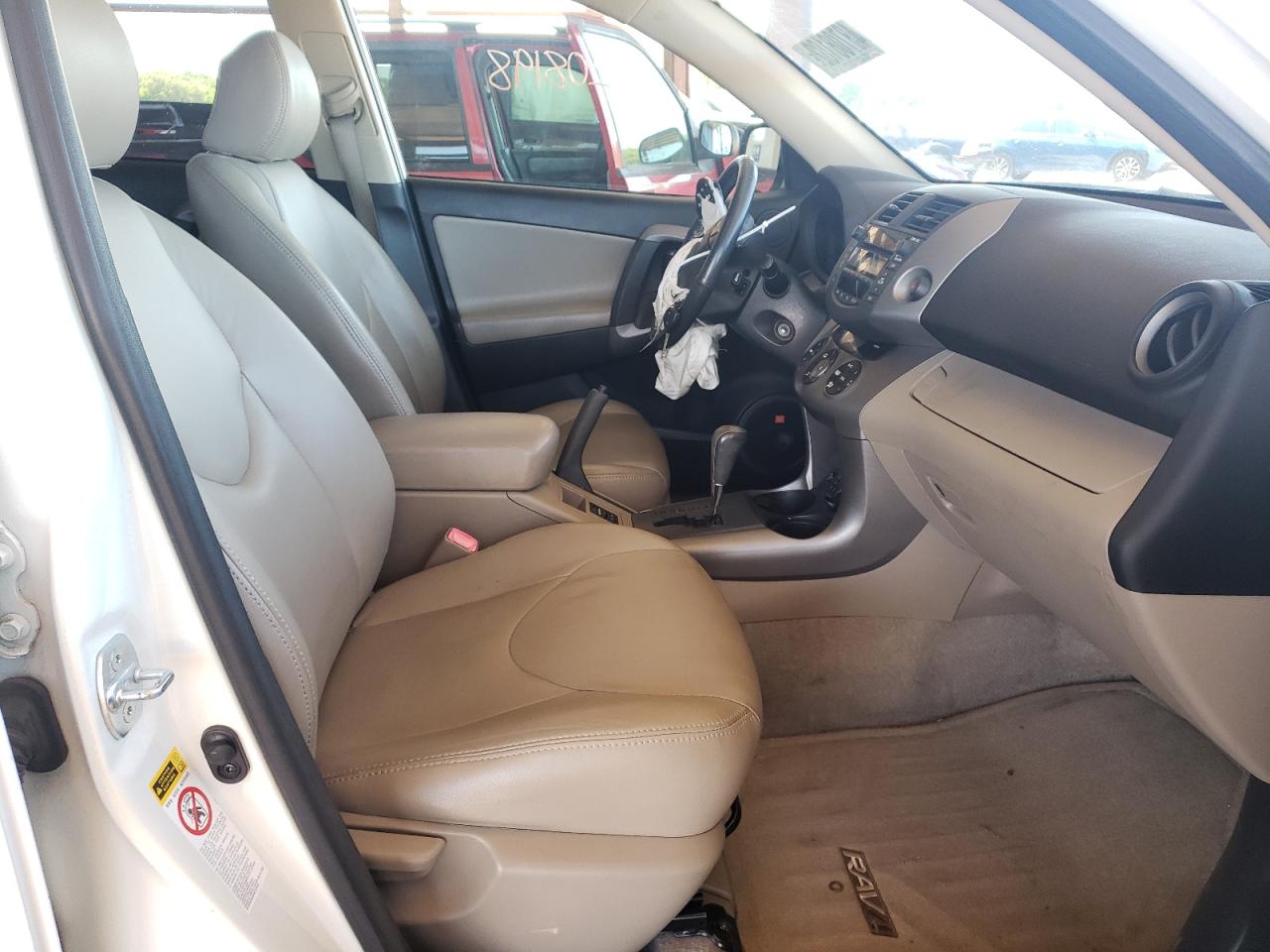 Photo 5 from auction – 2008 TOYOTA RAV4 with VIN JTMBD31V285152871