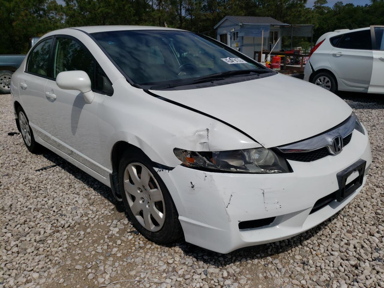 HONDA CIVIC LX 2010 with VIN 2HGFA1F58AH586641 - Photo from auction