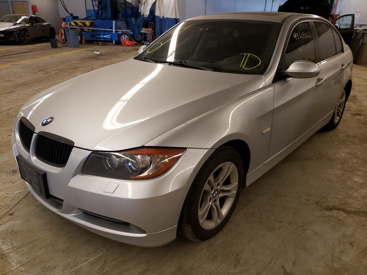 Photo 2 from auction – 2008 BMW 328 XI with VIN WBAVC93548K037039