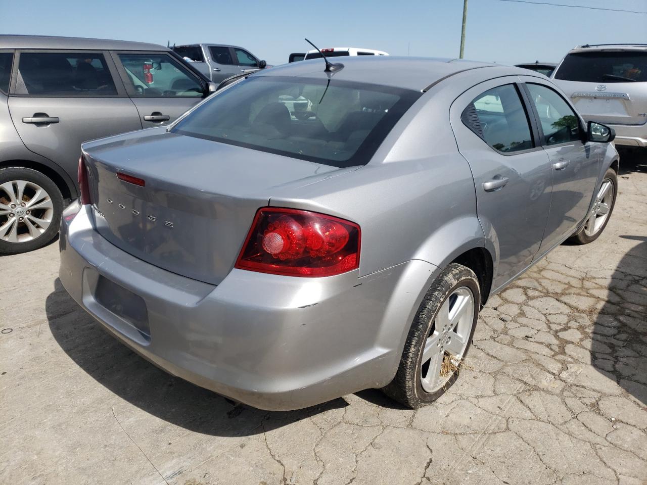 Photo 4 from auction – 2013 DODGE AVENGER SE with VIN 1C3CDZAB8DN626351