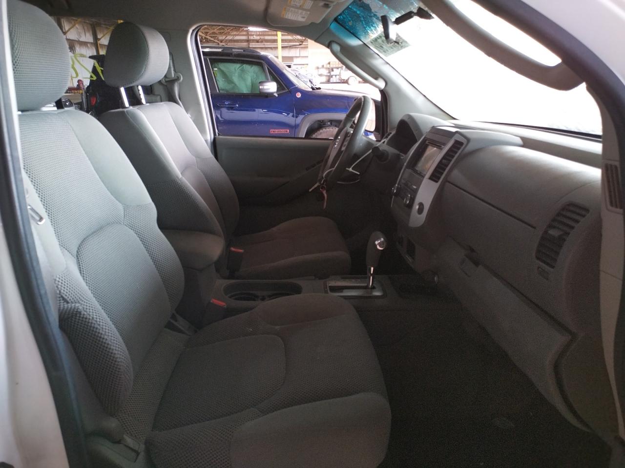 Photo 5 from auction – 2009 NISSAN FRONTIER C with VIN 1N6AD07W39C410402