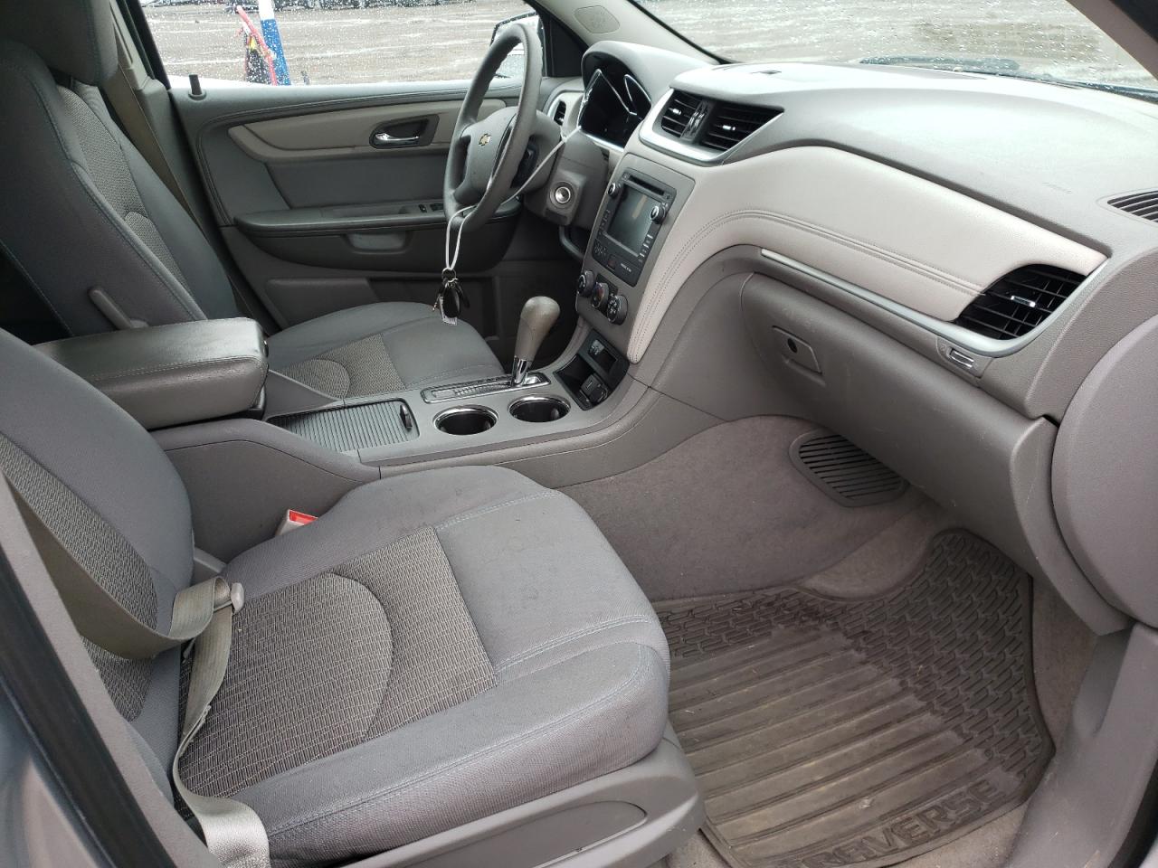 Photo 5 from auction – 2015 CHEVROLET TRAVERSE L with VIN 1GNKRFED8FJ350600